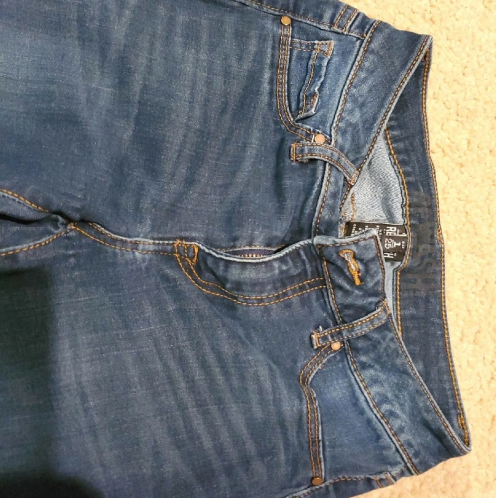 Jeans - Picture 2 of 4